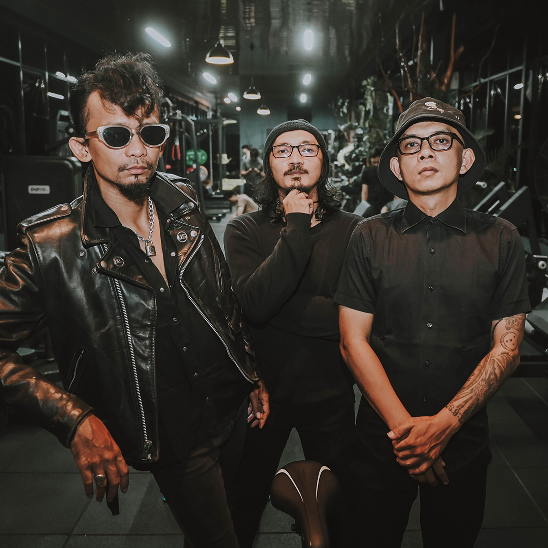 Peluru dan Suara Pinggiran di Debut Album Megatruh Soundsystem, ‘State & Violence’